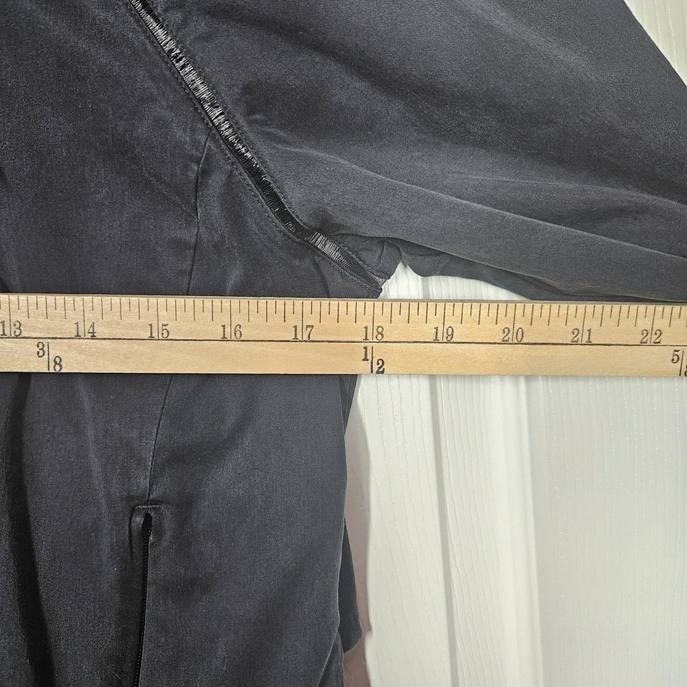Lululemon Soft Summer Jacket Black Tencel Lyocell Moto Full Zip Size 8 Vented
